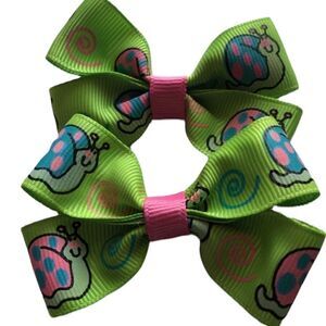 Bow pair hair bows accessories snails swirls green
